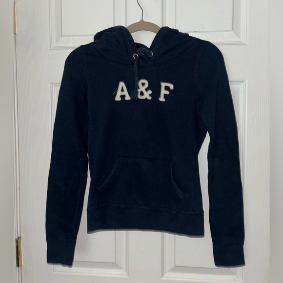 ABERCROMBIE & FITCH LOGO EMBROIDERED NAVY BLUE PULLOVER HOODIES. Size Xs - Picture 4 of 9